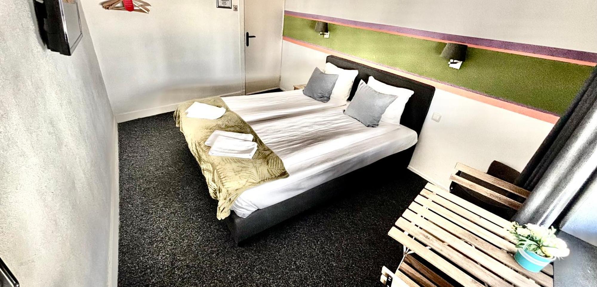 Le Bistro Hotel Valkenburg aan de Geul Bagian luar foto