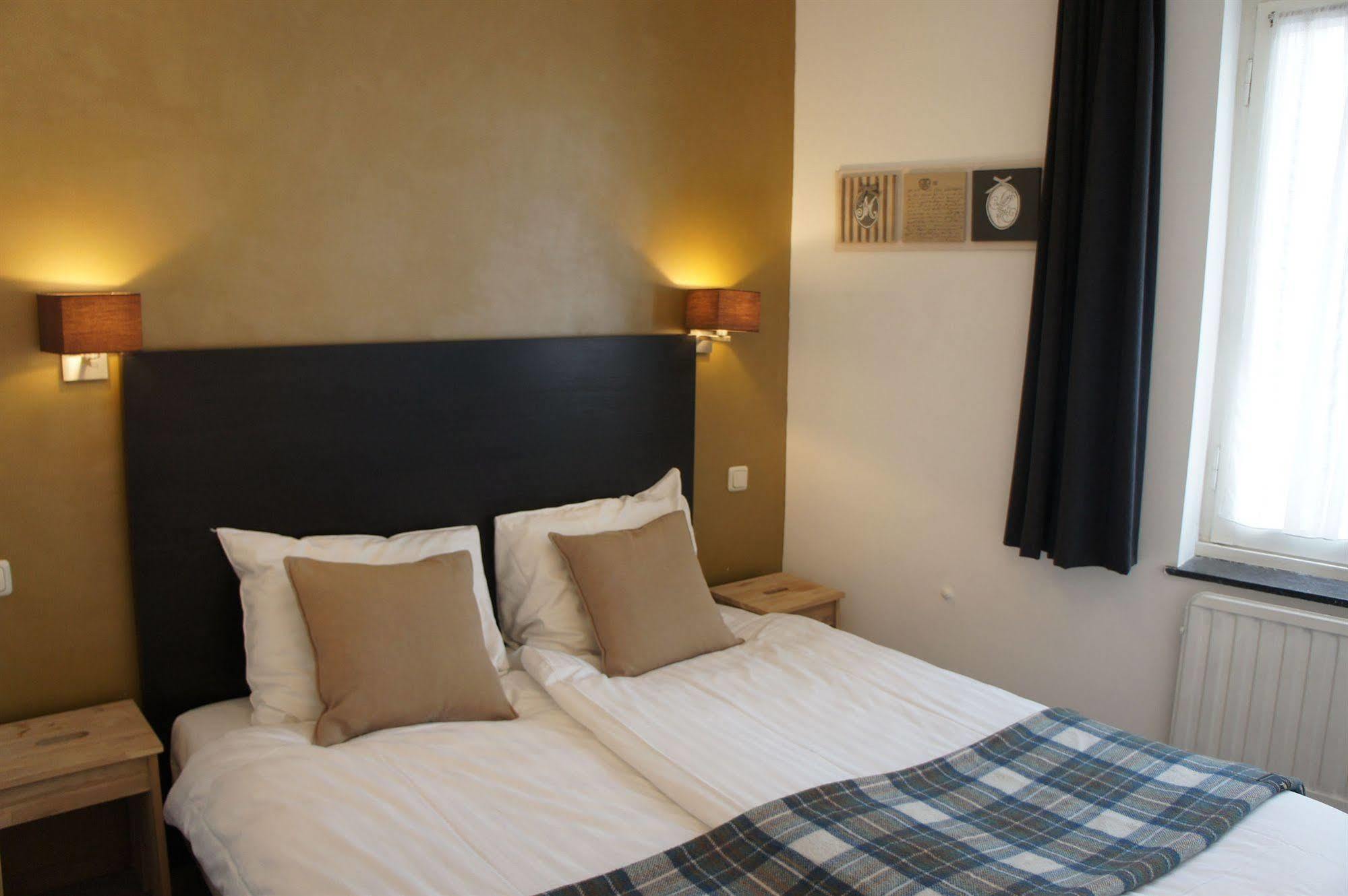 Le Bistro Hotel Valkenburg aan de Geul Bagian luar foto
